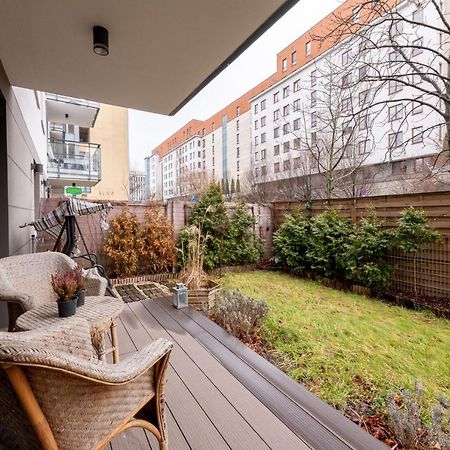 Good Apartments: Kierbedzia 6 with Free Parking and Garden Terrace Warsaw Exterior photo